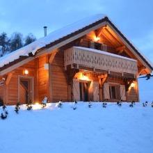 In the heart of the Massif des Vosges, chalet close to the town center of La Bresse